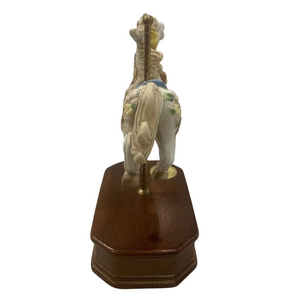 Vintage Memories Of Yesterday Carousel Horse By Mabel Lucie Attwell Music Box - Picture 3 of 7